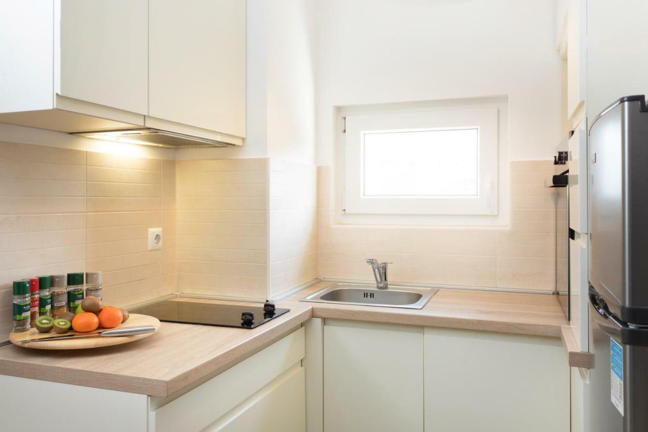 Cute And Sunny Studio In Zagreb With Balcony & Free Parking Exterior photo