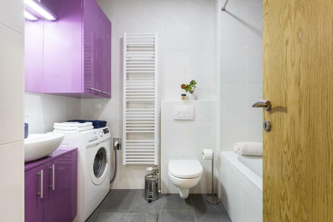 Cute And Sunny Studio In Zagreb With Balcony & Free Parking Exterior photo
